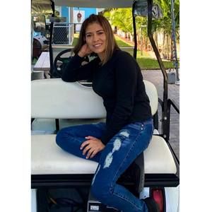 Meet your Posher, Laura